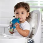 Munchkin Tip & Sip Weighted Straw Cup, 207ml. 6+ Months - الصورة 2