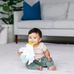 Infantino, Glow in the Dark, Cuddle & Teether- Owl - الصورة 3