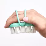 Fridababy Head Hugging Hair Brush + Comb - الصورة 4