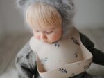 Silicone Bib- Flower leaves - Image 2