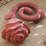 ⁦Natruba, Natural Rubber, Teether Rose - Red⁩ - الصورة ⁦3⁩